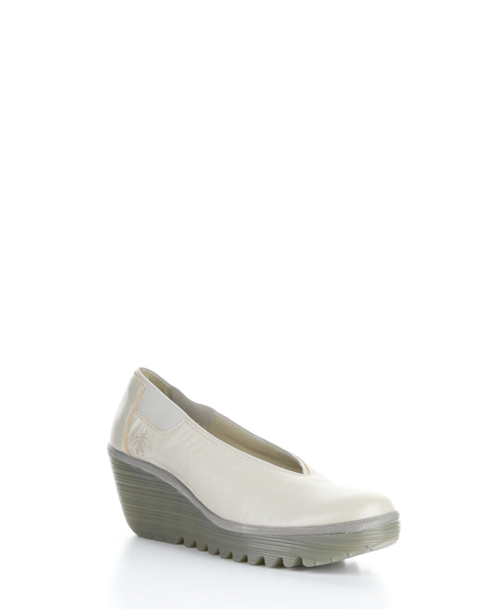 bos. & co. YOZA438FLY 013 SILVER Elasticated Shoes
