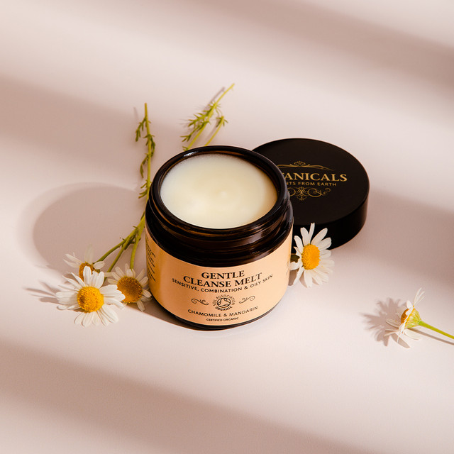 Botanicals Gentle Cleanse Melt