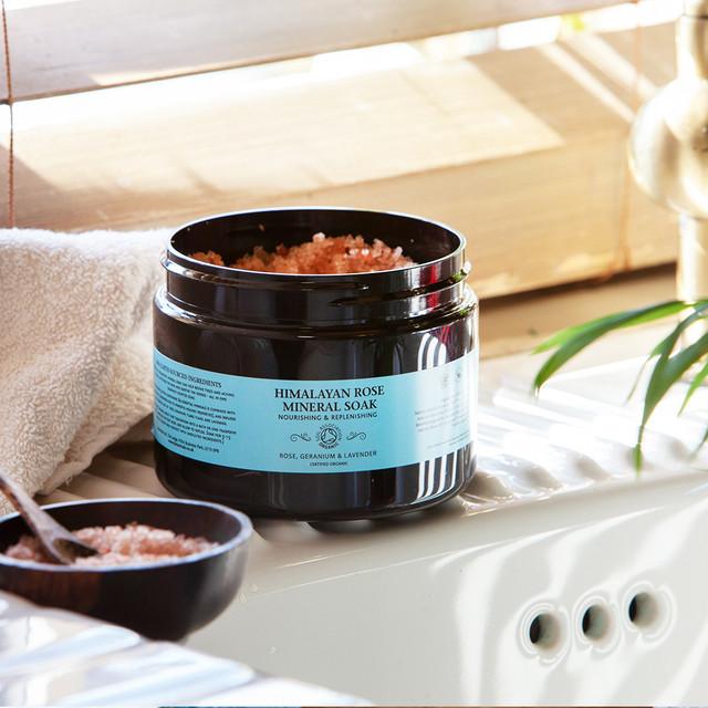 Botanicals Himalayan Rose Mineral Soak