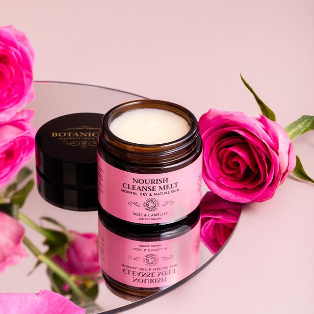 botanicals Nourish Cleanse Melt