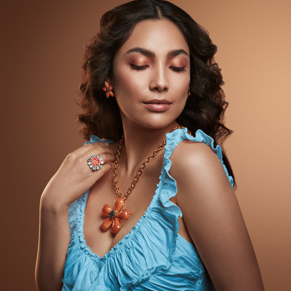 Bounkit Caudalie Brooch/Pendant