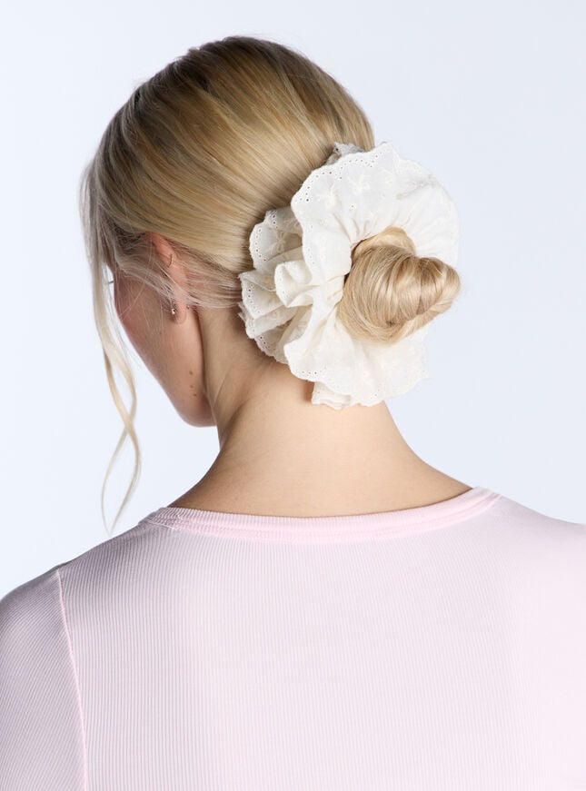 Boux Avenue 2 Pack Broderie Oversized Hair Scrunchies - Ivory Mix