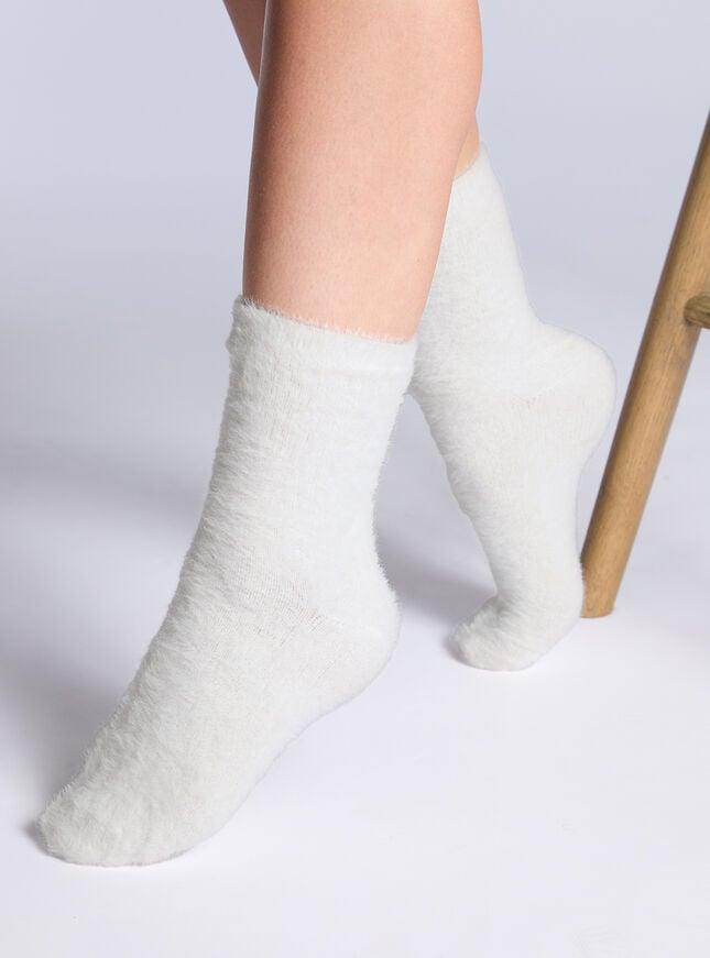 Boux Avenue 2 Pack Feather Fluffy Ankle Socks - Pink Mix