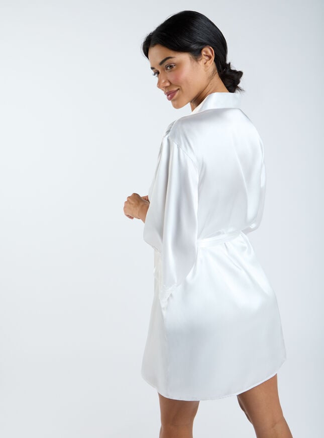 Boux Avenue Amelia Satin Short Robe - Ivory Mix
