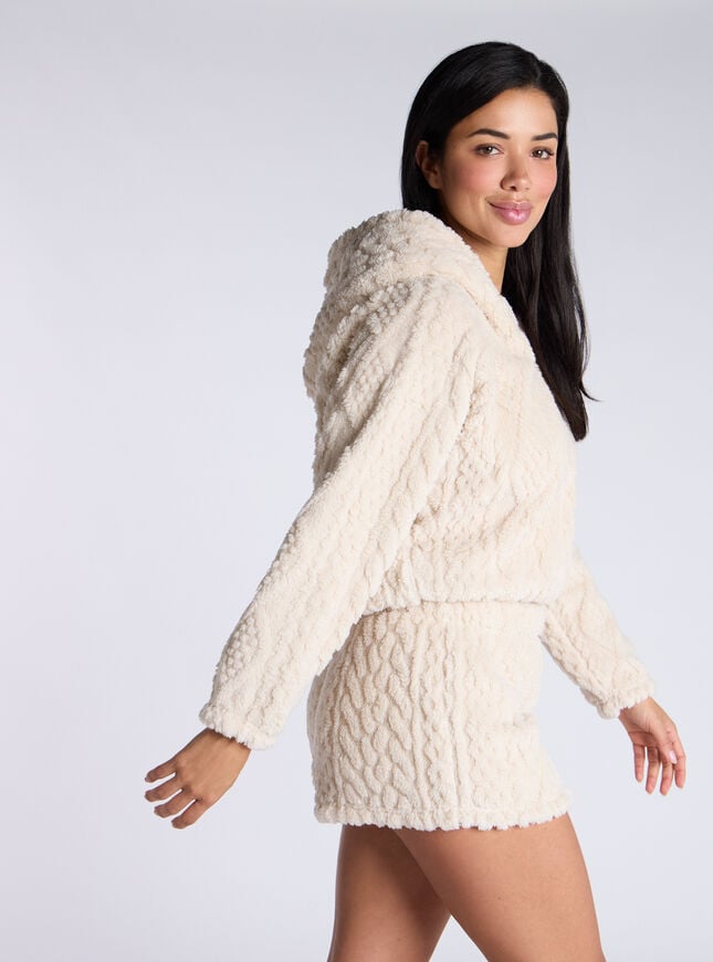 Boux Avenue Cable Borg Short Lounge Set - Oatmeal