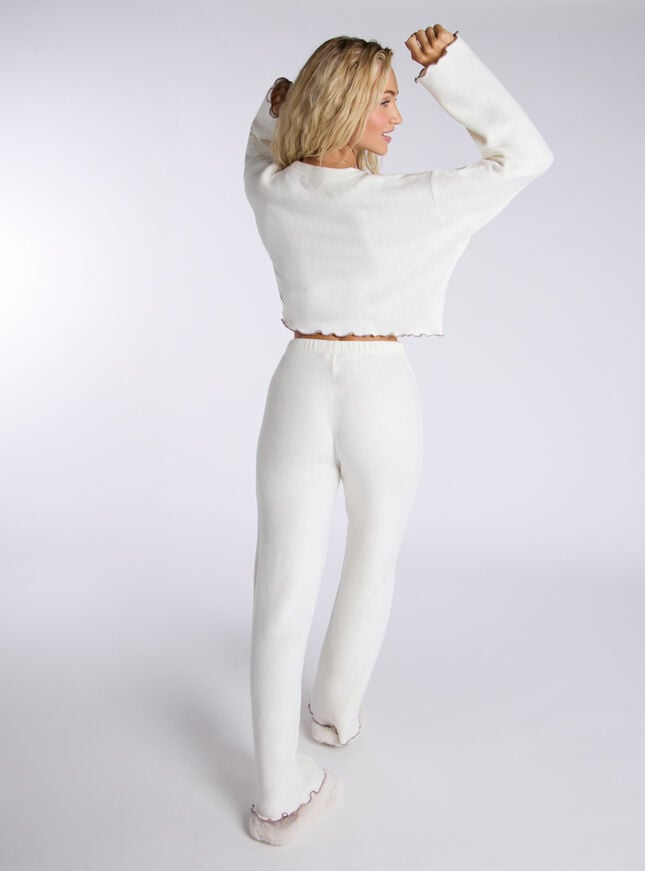 Boux Avenue Lettuce Edge Fleece Lounge Set - Cream