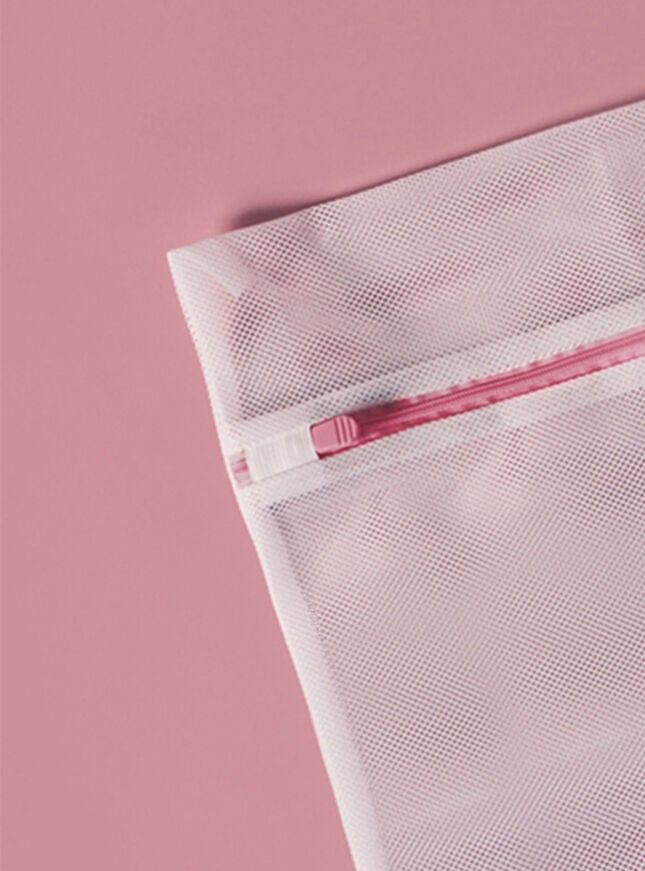 Boux Avenue Lingerie Mesh Wash Bag - White