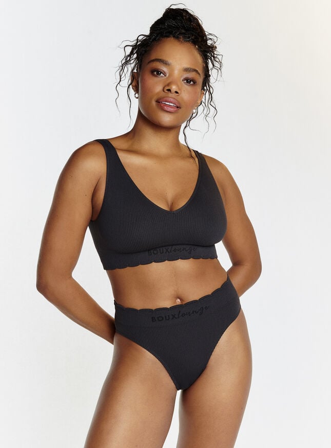 Boux Avenue Ribbed Seamless Scallop Briefs - Black