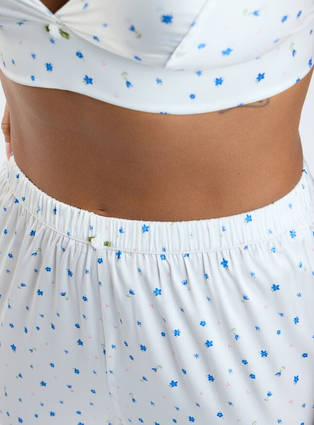 Boux Avenue Ditsy Floral Satin Pyjama Shorts - Ivory Mix