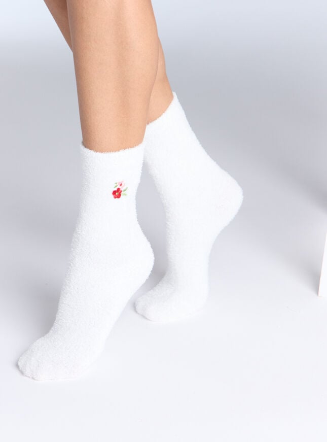 boux avenue Floral embroidered fluffy ankle socks - Ivory Mix