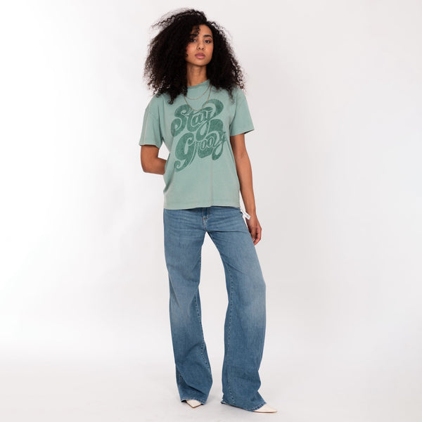 Bowery Nyc WOMAN'S "STAY GROOY" CREW NECK S/S T-SHIRT - SOFT JERSEY - BOY FIT