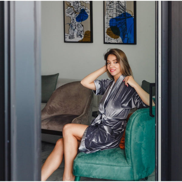 bown of london Lunar Ladies Velvet Gown in Grey Size *