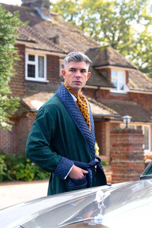 Bown Of London Russborough Short Smoking Jacket In Green Size *