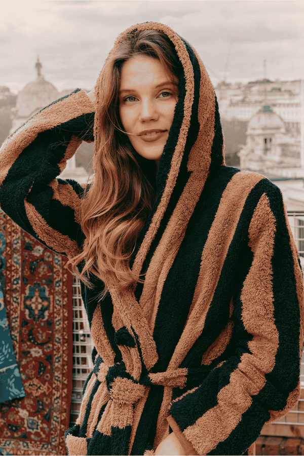 Bown Of London Women's Hooded Extra Long Dressing Gown - Miami Size *