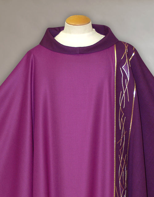 Bramante Asymmetrical Lent Chasuble With Thorns