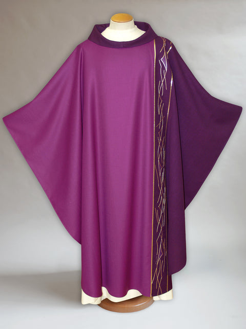 bramante Asymmetrical Lent Chasuble with Thorns