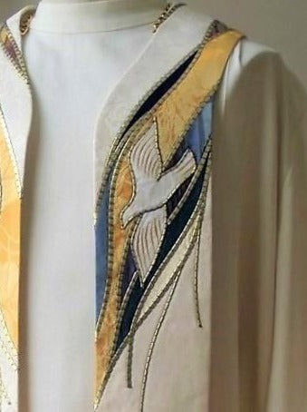 Bramante Baptismal Shell & Dove Stole