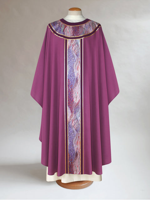 bramante Classic Round Yoke Advent Chasuble