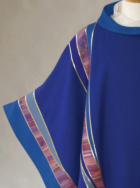 Bramante Curvilinear Advent Blue Chasuble