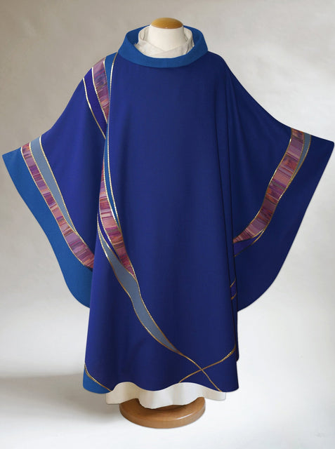bramante Curvilinear Advent Blue Chasuble