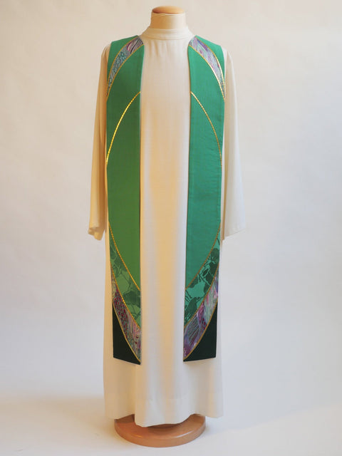 bramante Curvilinear Green Monet Stole