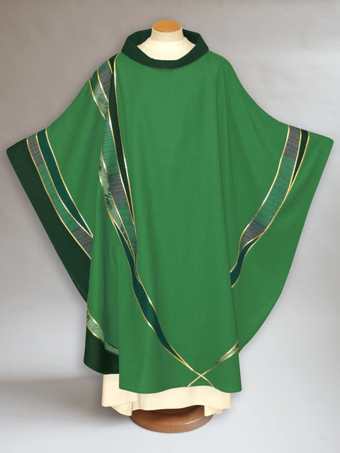 bramante Curvilinear Woven Green Chasuble