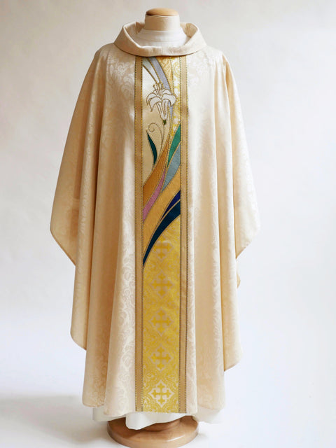 bramante Easter Chasuble with Lily