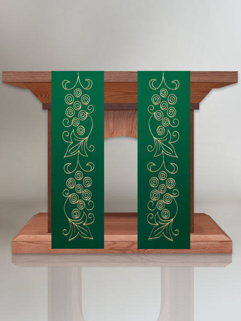 bramante Eucharistic Altar Scarves in Kelly Green