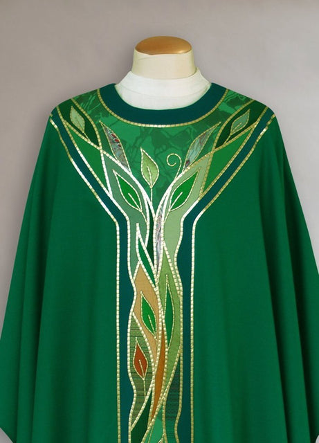 Bramante Foliage Yoke Chasuble