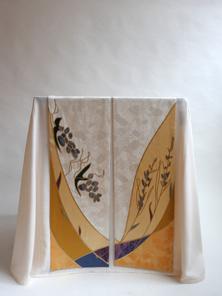 bramante Gold Eucharistic Altar Scarves (D)