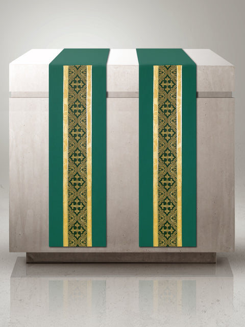 Bramante Green Brocade Central Band Altar Scarves