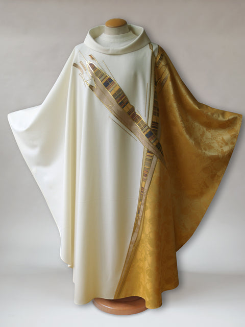 bramante Paintbrush Cross White & Gold Chasuble