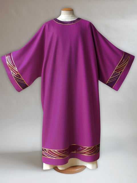 bramante Paintbrush Lent Dalmatic