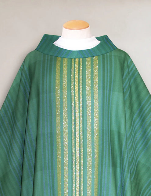 Bramante Terra Woven Chasuble In Green