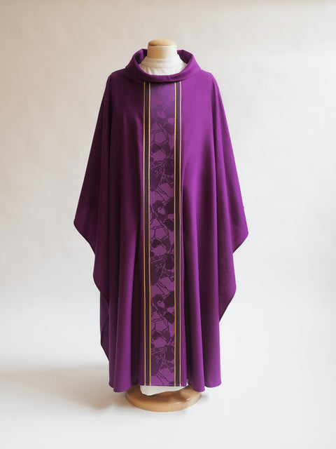 bramante Classic Purple Sample Chasuble for Advent or Lent