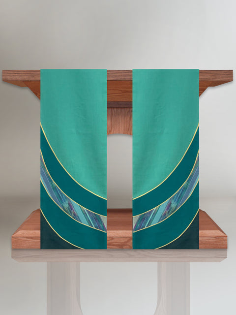 Bramante Curvilinear Green Sample Set Of Wall Hangings/Altar Scarves