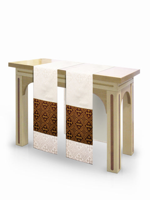 bramante The Francis Classic Cross Ecru & Brocade Burgundy Altar Scarves