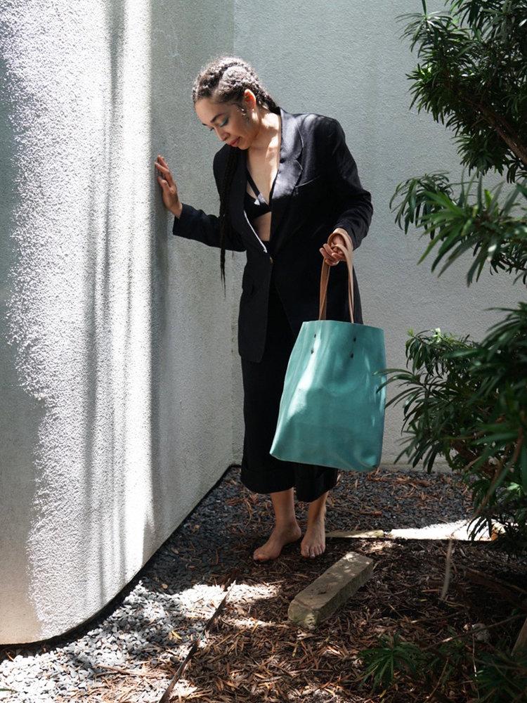 Branco Lisboa Tote Mint Suede