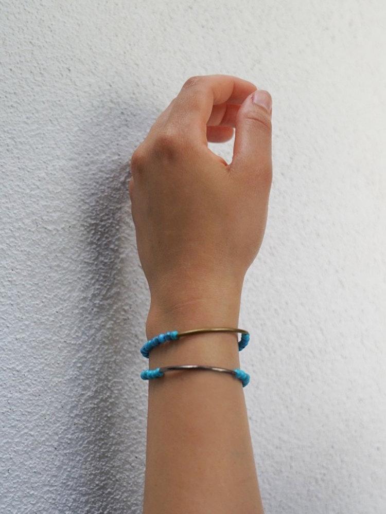 branco Tubular Blue Howlite