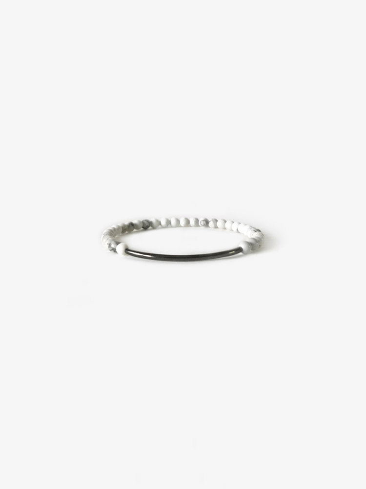 Branco Tubular White Howlite