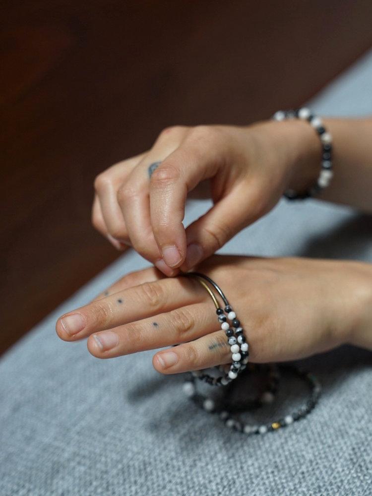 branco Tubular Zebra Jasper