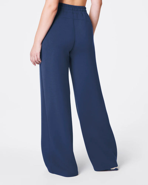 Brando Spanx Air Essential Wide Leg Pant | Faded Indigo