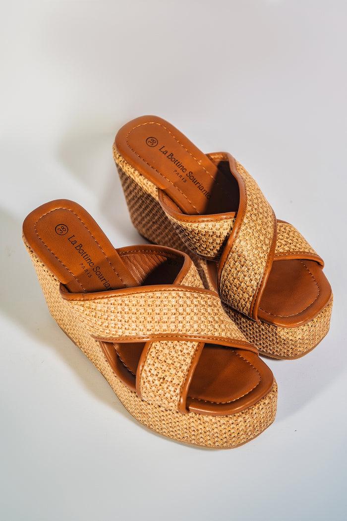bree Bulky Summer Sandals - Camel