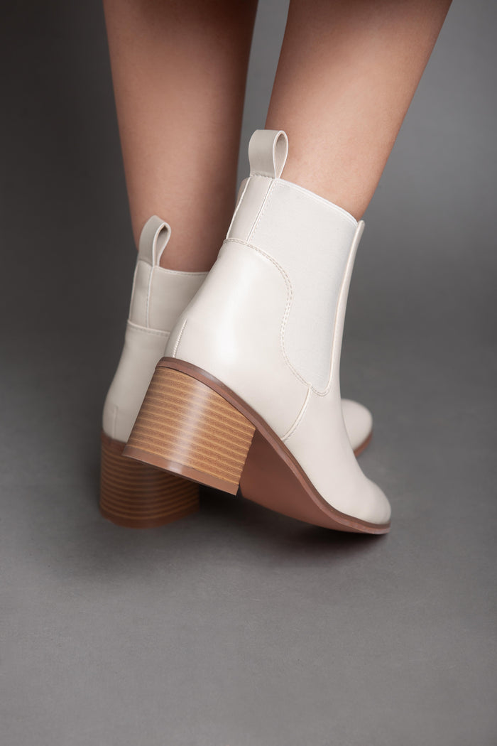 Bree Classic Ankle Boot - Beige