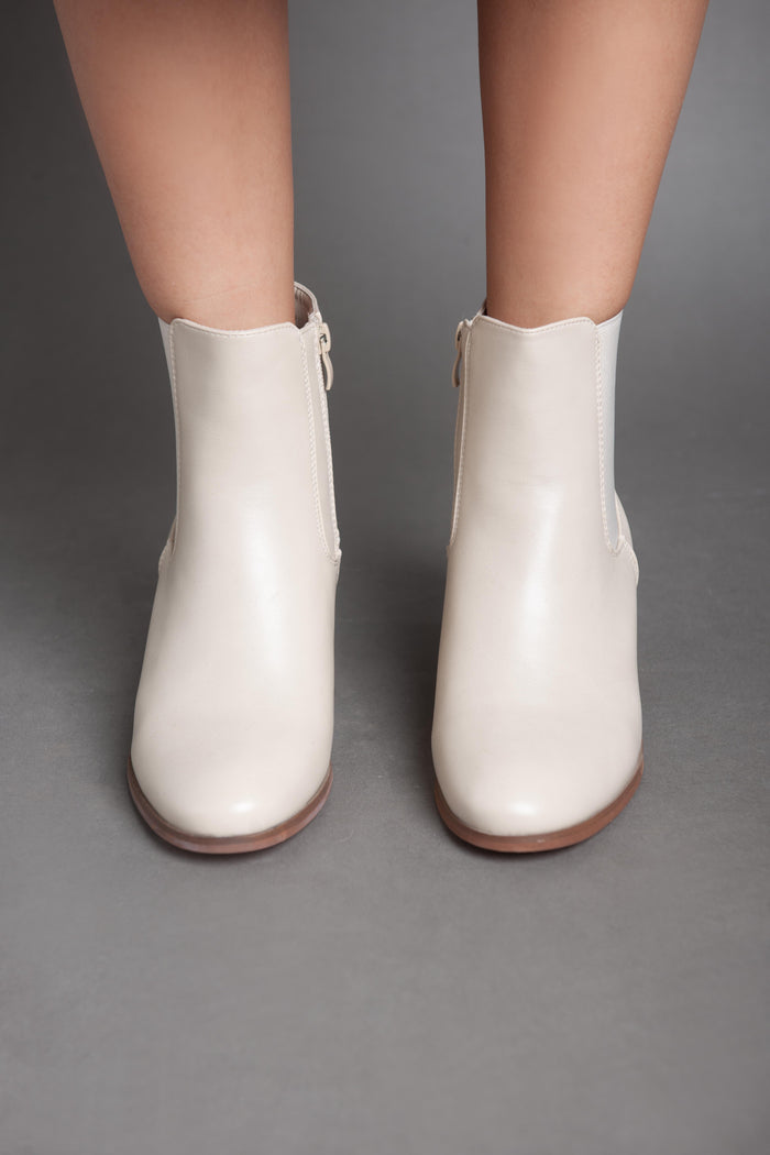 Bree Classic Ankle Boot - Beige