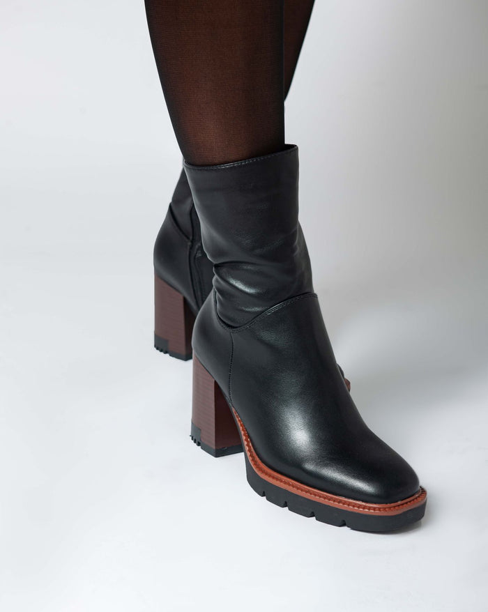 bree Classic Half Boot - Black