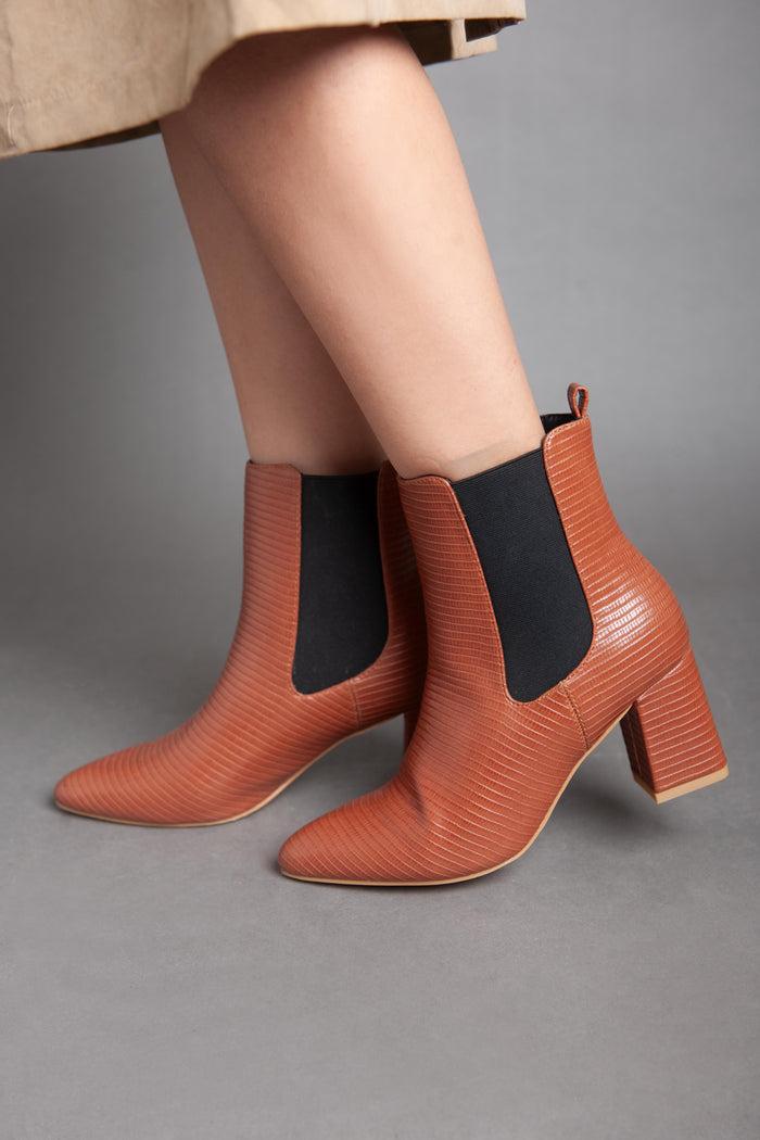 bree Flare Heel Faux Leather - Ankle Boot - Camel