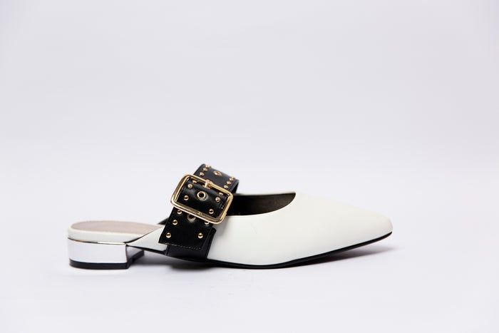 Bree Flat Heel Pointed Toe Buckle Strap