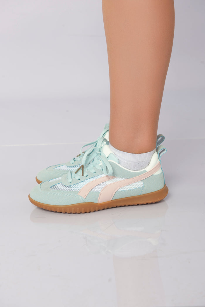 bree Flex Mesh Sneakers - Blue