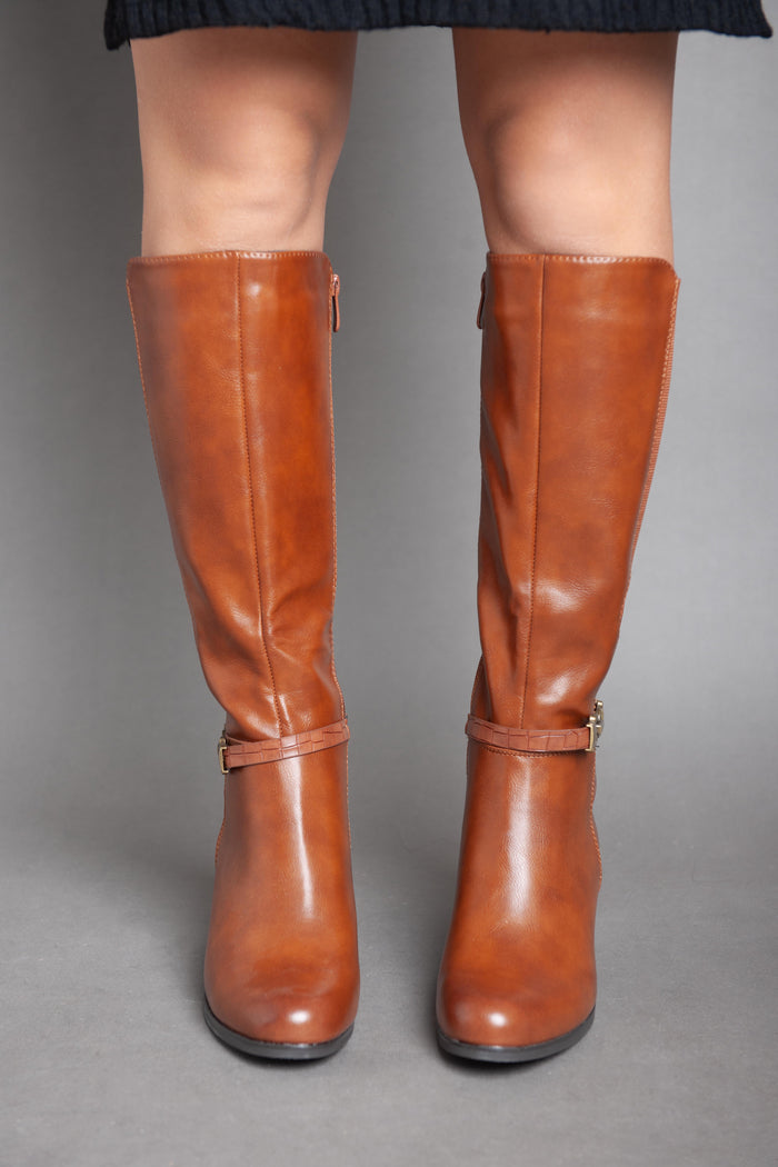 bree Leather Strap With Chains - Knee Boot - Camel